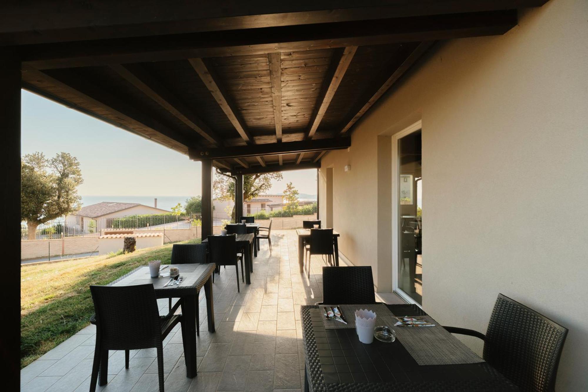 Agriturismo Il Colle Dei Lecci อังโกนา ภายนอก รูปภาพ
